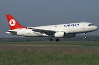 TC-JPE @ VIE - Turkish Airlines Airbus A320 - by Thomas Ramgraber-VAP