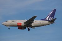 LN-RRP @ VIE - SAS  Boeing 737 on final for RWY 34 - by Dieter Klammer