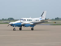 N20 @ KAFW - FAA Beechcraft C90 SN LJ-912