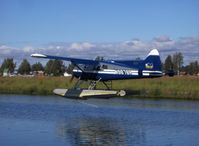 N9878R @ LHD - 1956 DeHavilland BEAVER DHC-2 Mk.1, P&W R-985 450 Hp, restricted class, landing - by Doug Robertson