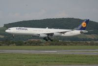 D-AIGU @ VIE - Lufthansa A340-200 - by Luigi