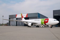 CS-TOK @ VIE - TAP Air Portugal Airbus 330-200 - by Yakfreak - VAP