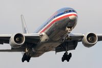 N785AN @ LAX - American Airlines N785AN (FLT AAL135) from London Heathrow (EGLL) on short-final to RWY 24R. - by Dean Heald