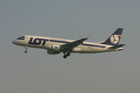 SP-LIE @ EBBR - flight LO235 is descending to rwy 25L - by Daniel Vanderauwera