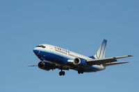 N337UA @ KORD - Boeing 737-300 - by Mark Pasqualino