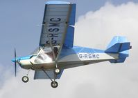 G-RSMC @ EGSF - Executive SLA100 landing at Conington - by Simon Palmer