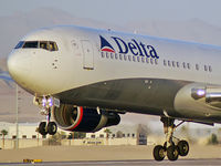 N129DL @ KLAS - Delta Airlines / 1988 Boeing 767-332 - by Brad Campbell