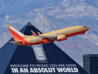 N769SW @ KLAS - Southwest Airlines / 2000 Boeing 737-7H4 - by Brad Campbell