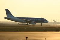 G-DBCC @ EBBR - taxiing to take off on rwy 25R - by Daniel Vanderauwera
