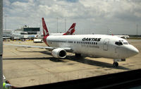 VH-TJX @ YMML - VH-TJX pulls up to the boom at Melbourne Airport - by aussietrev