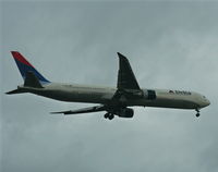 N832MH @ MCO - Delta - by Florida Metal