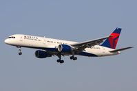 N647DL @ LAX - Delta Airlines N647DL (FLT DAL963) from Hartsfield-Jackson Atlanta Int'l (KATL) on short-final to RWY 25L. This plane was recently painted in new Delta colors, and was formerly in Song colors. - by Dean Heald