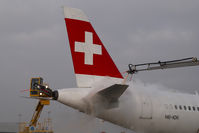 HB-IOK @ VIE - Swiss Airbus A321 - by Yakfreak - VAP