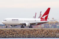 VH-EAQ @ YSSY - Qantas 767-200 - by Andy Graf-VAP