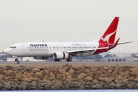 VH-VXP @ YSSY - Qantas 737-800 - by Andy Graf-VAP