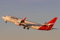 VH-VXA @ YSSY - Qantas 737-800 - by Andy Graf-VAP