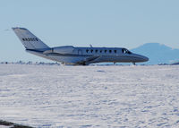N430CS @ KAPA - Taxi to takeoff Pikes Peak in the distance. - by Bluedharma