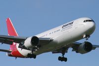 VH-OGG @ YMML - Qantas 767-300