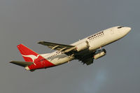 VH-TJC @ YMML - Qantas 737-300