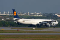 D-AIHE @ WMKK - Lufthansa A340-600