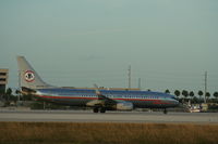 N951AA @ KMIA - Boeing 737-800 - by Mark Pasqualino