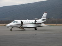 N683QS @ IPT - Sitting on the ramp at Williamsport - by Sam Andrews