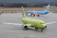 VP-BTH @ LOWS - Sibir Airines 737-400