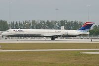 N966DL @ KPBI - Delta Airlines MD88 - by Andy Graf-VAP