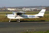 F-GOBM @ LFPN - taxing on runway - by Alain Picollet