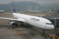 D-AIGR @ VHHH - Lufthansa at Hong Kong waiting for its passengers to Frankfurt - by Michel Teiten ( www.mablehome.com )