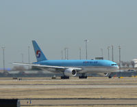 HL7734 @ DFW - Korean Air takeoff form DFW - by Zane Adams