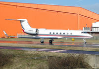 N282Q @ EGGW - G550 prepares to leave Luton in Feb 2008 - by Terry Fletcher