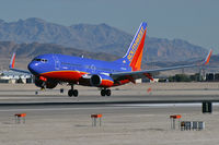 N284WN @ KLAS - Southwest Airlines / 2007 Boeing 737-7H4 - by Brad Campbell