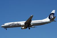 N307AS @ CYVR - Alaska Airlines in final approach - by Michel Teiten ( www.mablehome.com )