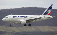 F-GUGR @ LOWW - Air France A318-111 - by Delta Kilo