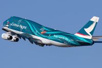 B-HOY @ LAX - Cathay Pacific B-HOY (FLT CPA885) climbing out from RWY 25R on a clear December day enroute to Hong Kong Int'l (VHHH). - by Dean Heald