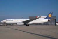 D-AIKA @ VIE - Lufthansa Airbus 330-300 - by Yakfreak - VAP