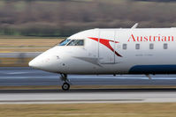 OE-LCP @ VIE - CRJ200 - by Juergen Postl