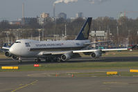 9V-SFB @ EHAM - Singapore Airlines Boeing 747-400 - by Thomas Ramgraber-VAP