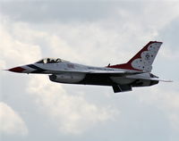 87-0303 @ DAB - Thunderbirds taking off for a flyover of the Daytona 500