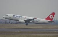TC-JPM @ LOWW - Turkish Airlines  new A320-232 - by Delta Kilo