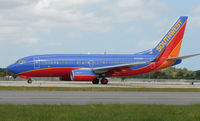 N286WN @ FLL - Southwest B737 about to depart FLL - by Terry Fletcher