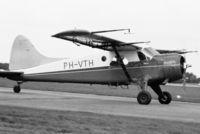 PH-VTH @ EHRD - The Aircraft Engineering department of the Technical University at Delft used this Beaver for flight research purposes. - by Henk van Capelle