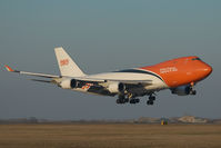 OO-THA @ VIE - TNT Boeing 747-400 - by Yakfreak - VAP