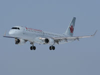 C-FHNX @ CYOW - Air Canada E190 Landing on Rwy 25 inbound from YHZ - by CdnAvSpotter