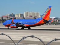 N268WN @ KLAS - Southwest Airlines / 2007 Boeing 737-7H4 - by Brad Campbell