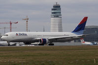 N152DL @ VIE - Boeing 767-3P6 - by Juergen Postl