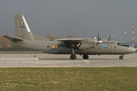 809 @ VIE - Romania - Air Force Antonov 26 - by Thomas Ramgraber-VAP