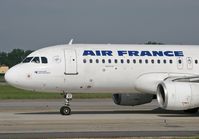F-GKXI @ LIML - AIR FRANCE A-320 nose - by Marco Mittini