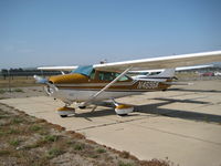 N4696K @ KSMX - Cessna Pilot's Association Open House 5-3-2008